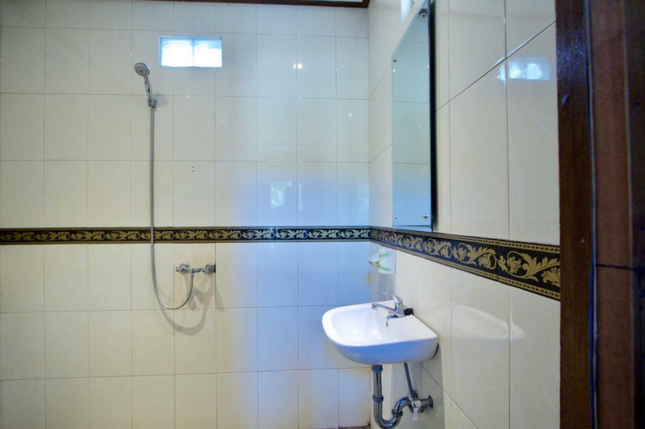 Adi Bungalow Nusa Penida Redpartner Ped ภายนอก รูปภาพ